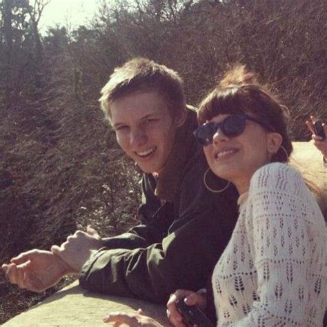 George Ezra With His Sister Jessica George Ezra George Ezra