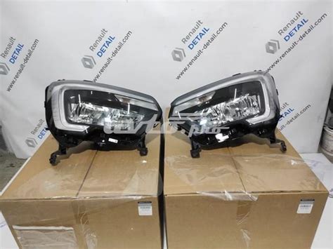 260105567R Renault (RVI) фара правая
