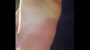 Gostosa dançando até ficar nua e gozar Parte 3 XVIDEOS