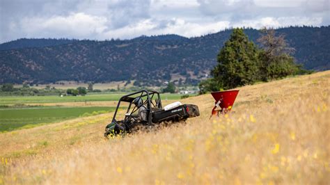 2025 Can Am Defender Side By Side Vehicle For Work