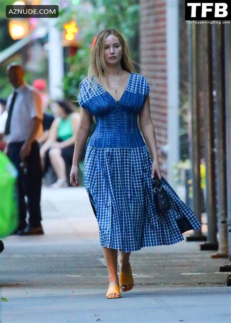 Jennifer Lawrence Sexy Seen Flaunting Her Hot Tits In A Flowy Blue Dress Outside A Cafe In New