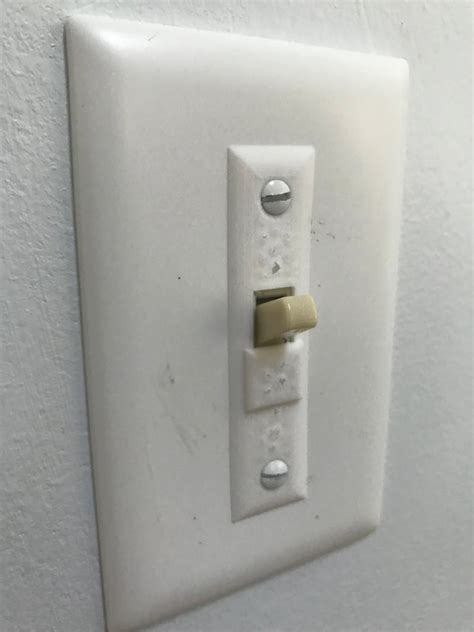 3d Printable Light Switch Lock・cults