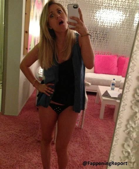Naked Kaley Cuoco In 2014 ICloud Leak The Second Cumming