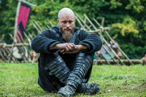 Vikings Star Says Ragnar And Queen Kwenthrith Sex Scene Was Cut