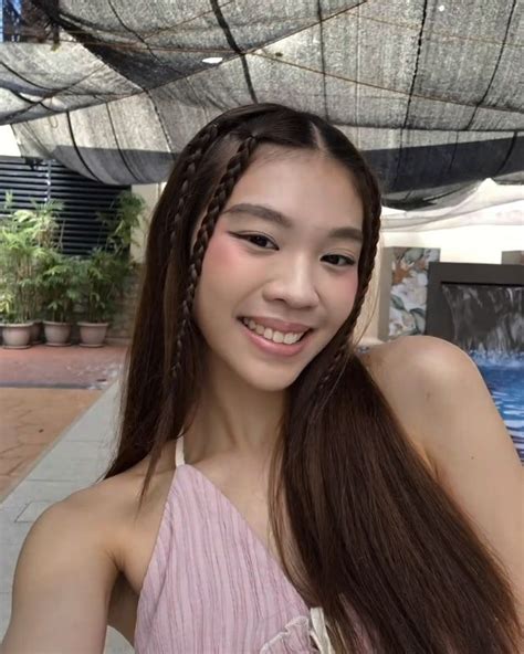 BINI STACEY Pretty Brunette Filipina Beauty Stacey