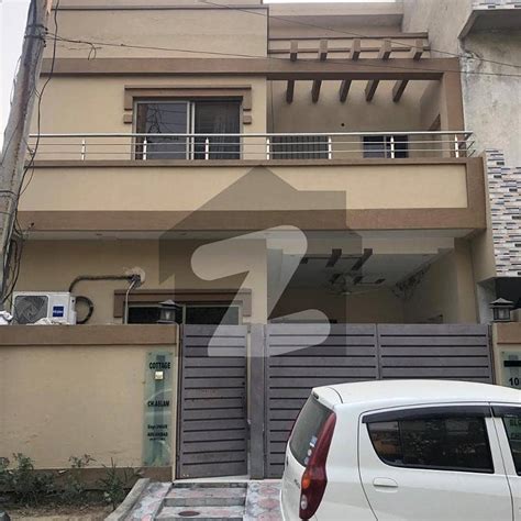 5 Marla Beautiful House For Sale In Attractive Location Kashmir Block