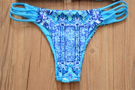 Cute Blue Printed Reversible Bikini Set Swimwear Bathsuit On Luulla