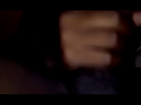 Mzansi masturbándose viendo porno lésbico XVIDEOS