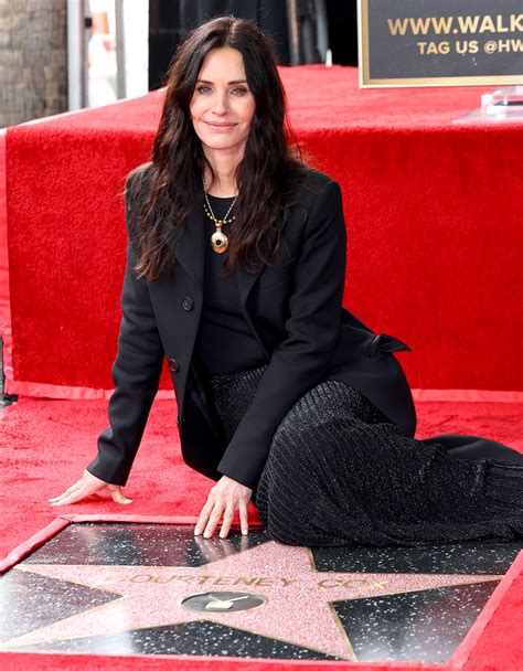 Courteney Cox 'still gets Botox' despite filler regret, there's ...