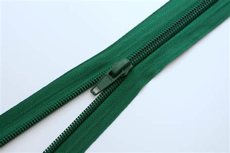 Швейная фурнитура Молнии Спираль на zigzagdecor.ru