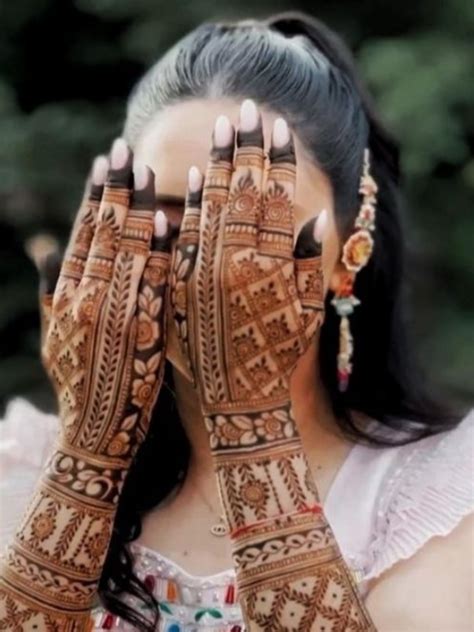 Stylish Back Hand Mehendi Designs For Karwa Chauth Times Now