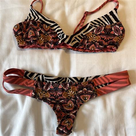 Billabong Bikini Worn Twice Reversible Originally Depop