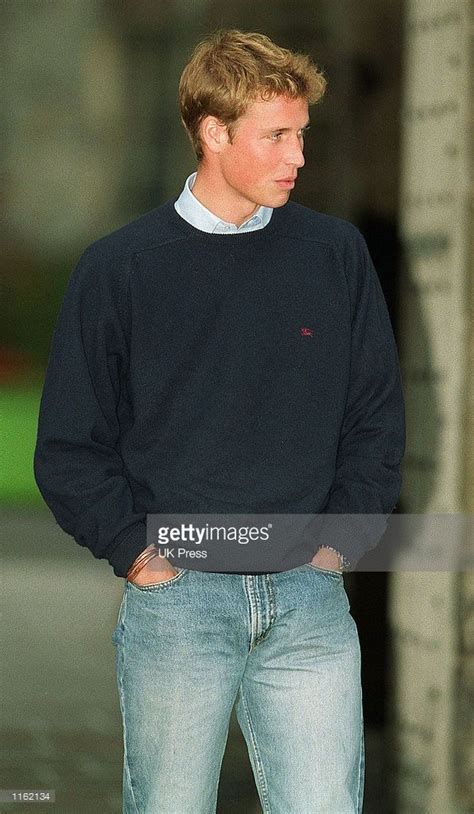 Prince William arrives for his first day of school at St. Andrews ...