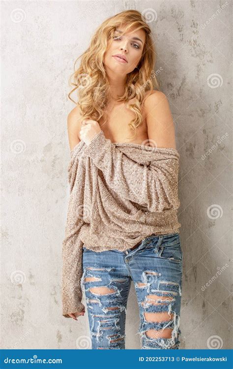 Portrait Of Sensual Blonde Woman Looking Away Stock Image Image Of Brunette Smile 202253713