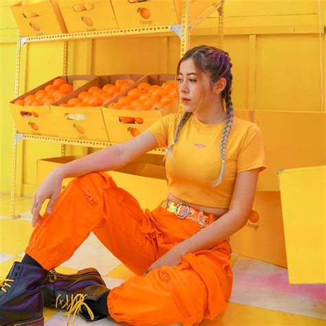 Nhan sắc gây thương nhớ của hot girl cán mốc 10 triệu Follow Tik Tok đầu tiên của Việt Nam