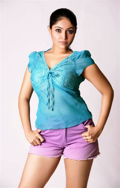 Actresses And Models Hot Photos Aishu Hot Photos