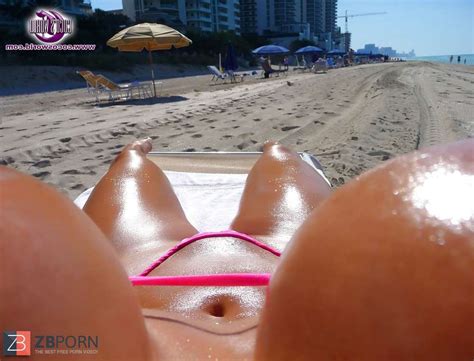 Big Donk Large Titties Coco ZB Porn