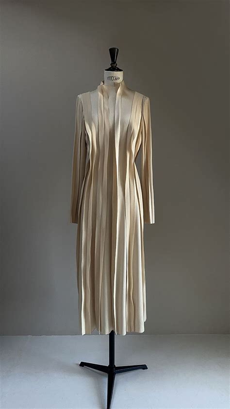 Платья > Mona купить в интернет-магазине | Fashion dresses, Modesty ...