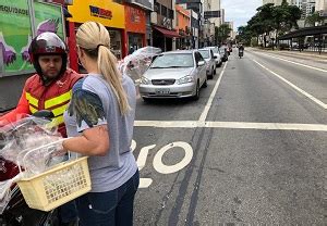 Quarentena hot Empresária inova e vende kit sex para período de isolamento contra o Coronavírus