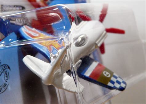 Hot Wheels Avion Mad Propz Esportsvian