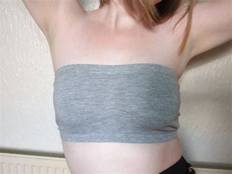 Long Legs Pencil Skirt Boob Tube And Heels 17 Nude Pics XHamster