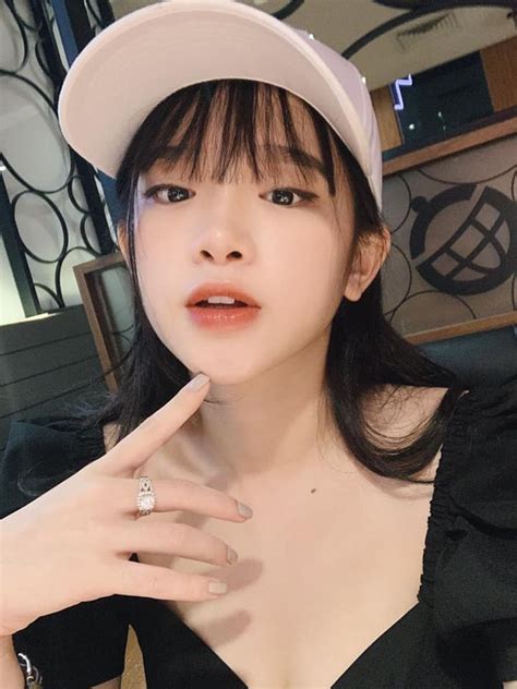 Đọ nhan sắc dàn hot girl X có phát ngôn gây bão Phải chăng vợ của Xemesis xinh nhất