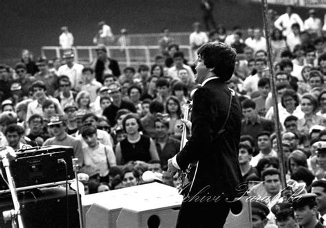 Le Foto Dei Beatles A Milano Nel 1965 Il Post