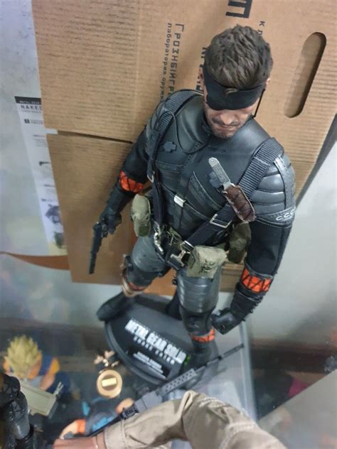 Hot Toys Naked Snake Authentic On Carousell