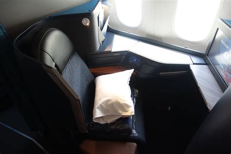 WestJet New 787 Business Review I One Mile At A Time
