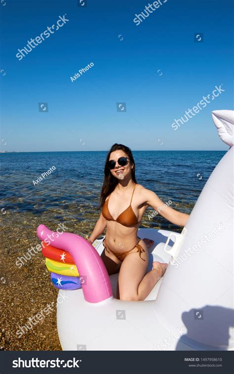 Sexy Brunette Long Hair Posing Brown Stock Photo 1497958610 Shutterstock