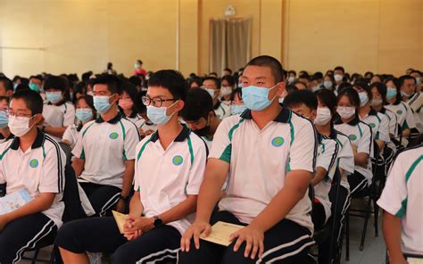 成长路上，法治护航—开学第一课，系好人生第一颗法治扣子 北京市房山区人民法院