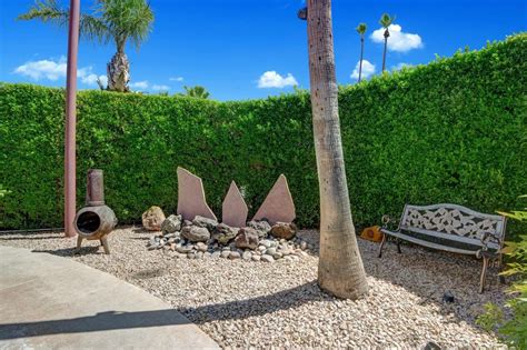 DESERT PARADISE GAY MENS CLOTHING OPTIONAL RESORT PALM SPRINGS