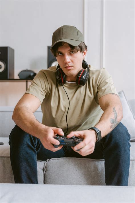 Why Are First Person Shooter Games So Popular Today Csgo Crosshairs