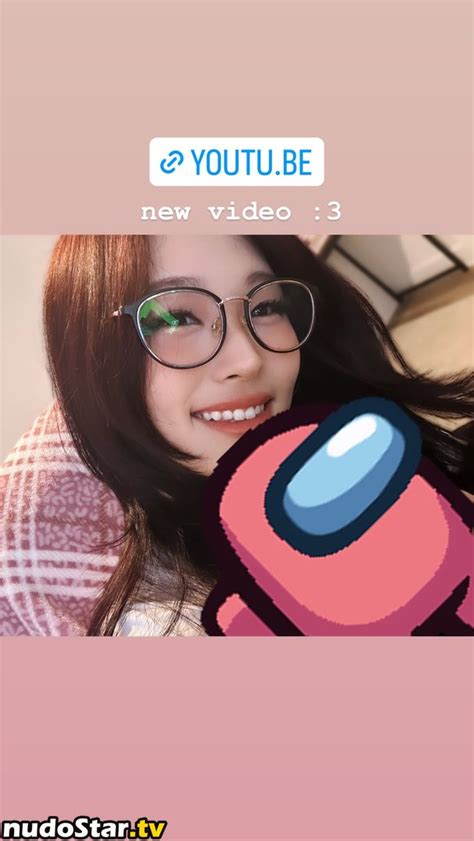 Aikuros Hyoon Kang Hee Yoon Floaromaa Nude OnlyFans Photo Nudostar TV
