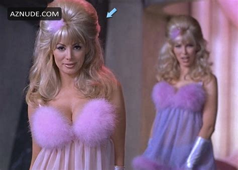 CINDY MARGOLIS Nude AZNude