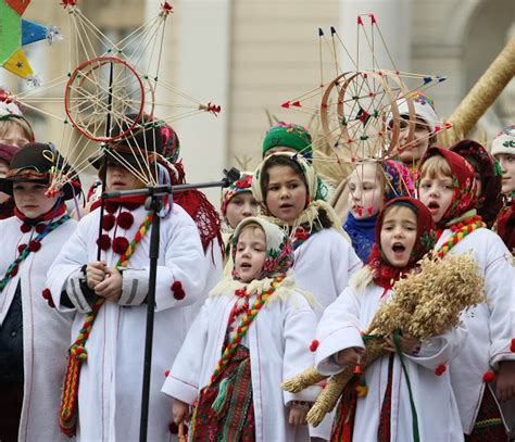 Ukrainian Christmas Traditions - Ukrainian people