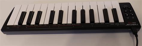 Test: Nektar SE25, MidiPlus X6 Mini, kompakte Controller-Keyboards ...