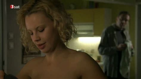 Katharina Straßer nude pics page 1