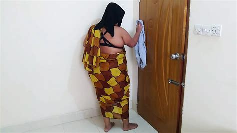 Tamil Moti Gand Vali Naukurni Ko Tapa Thap Choda Porn D Xhamster