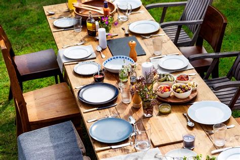 closeup  wedding reception table setting  food royalty