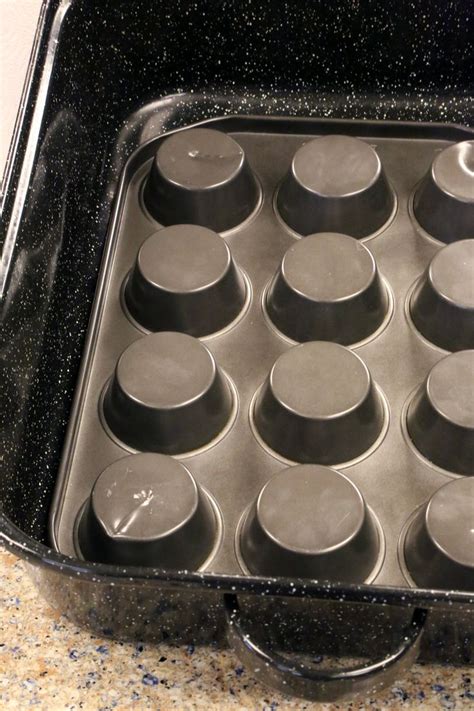 Try This Crazy Muffin Tin Hack When Roasting Your Turkey Cooking For