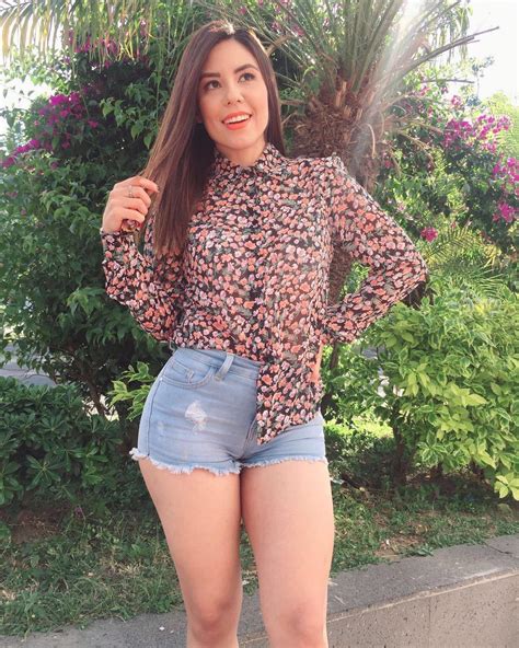 Yazzalfaro Publicó En Su Perfil De Instagram La Felicidad No Llega