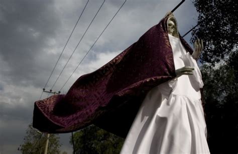 Exorcism Rituals On The Rise As Way To Battle Evil Of Mexican Cartels New York Daily News