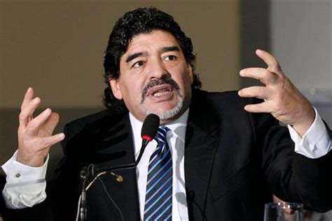 Decretan 3 Días De Duelo Nacional Por La Muerte De Maradona