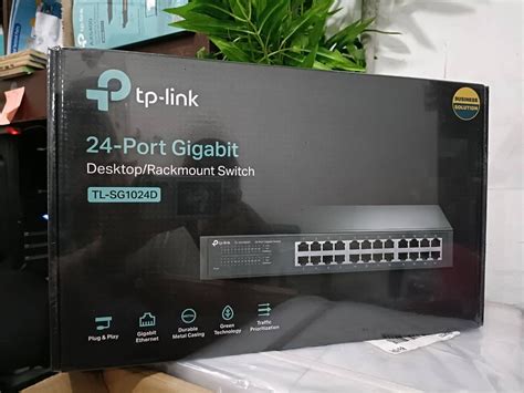 TP-LINK TL-SG1024D 24-Port Gigabit 13" Rackmountable Metal, Computers ...