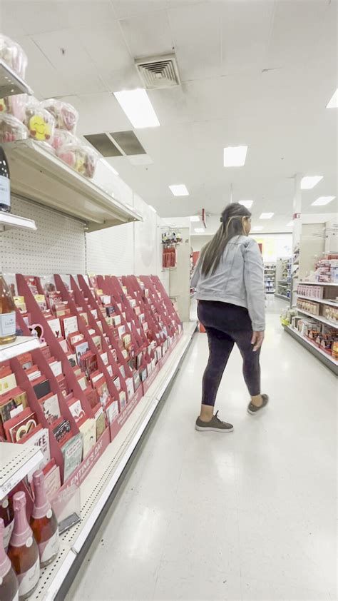 Jean Jacket Jaqueline Latina MILF Showing Off In Tight LuLus Video Spandex Leggings