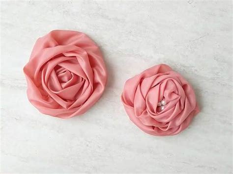 Diy How To Make A Realistic Fabric Rose ⋆ Hello Sewing