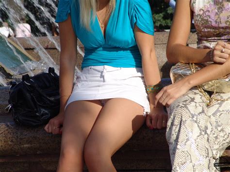 Hot Blonde Upskirt Voyeur Videos