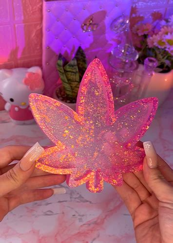 Pink Resin Tray Stoner Girl Tingz