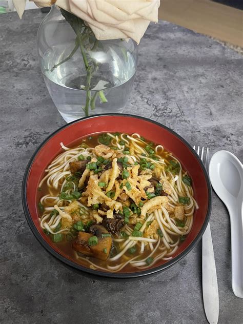 Mushroom Soy Ramen 🍜 Rhellofresh